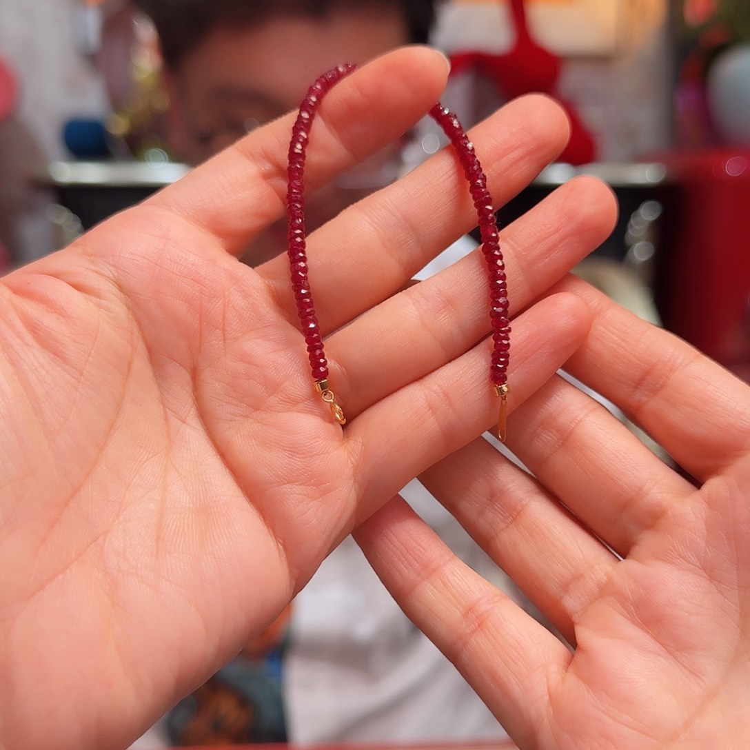 红宝石颈饰未镶嵌手链
