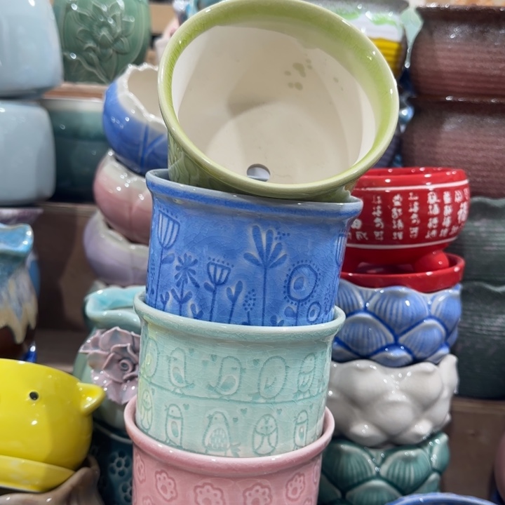 凑9块包邮，有孔，陶瓷花盆