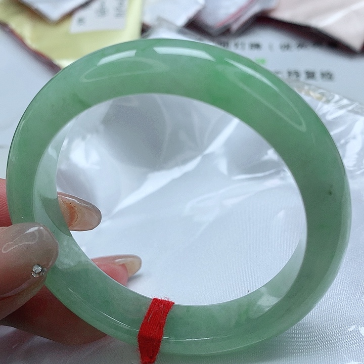 翡翠手镯未镶嵌缅甸天然A货翡翠