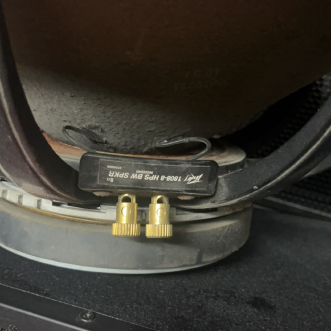 影音电器18寸喇叭一个，不包邮