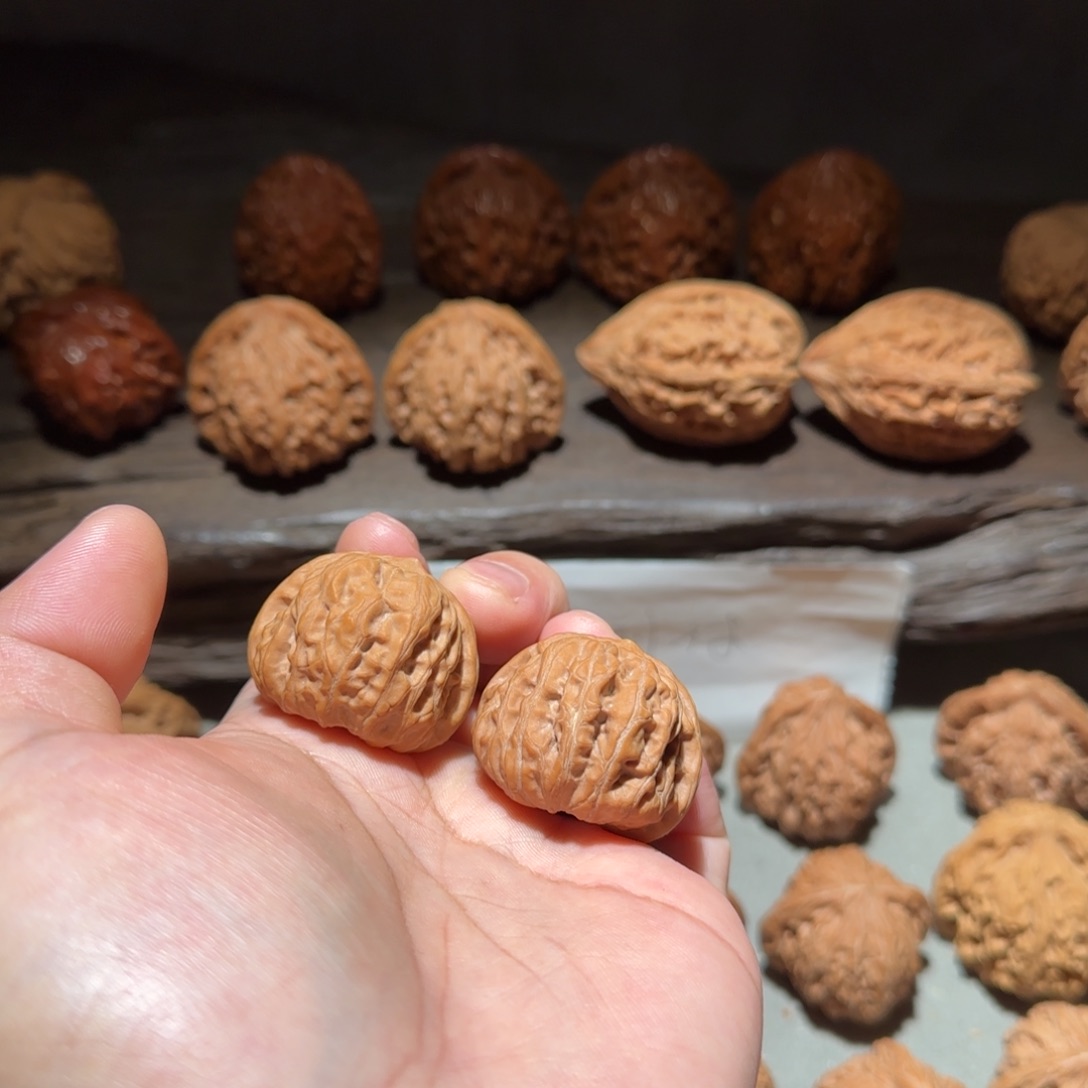 文玩核桃吊坠35尺全品门头沟元宝