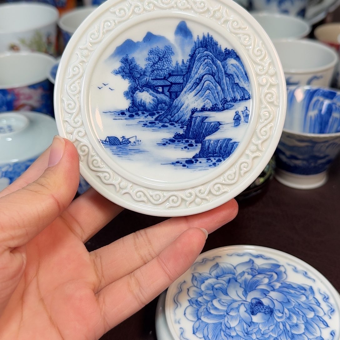 水***鱼现代景德镇陶瓷盖碗