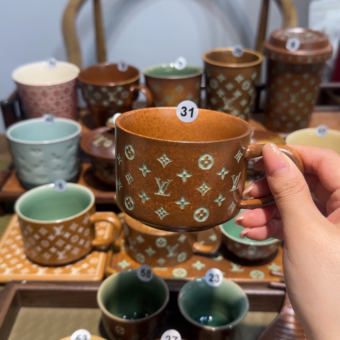 毛***球龙泉青瓷小满青瓷