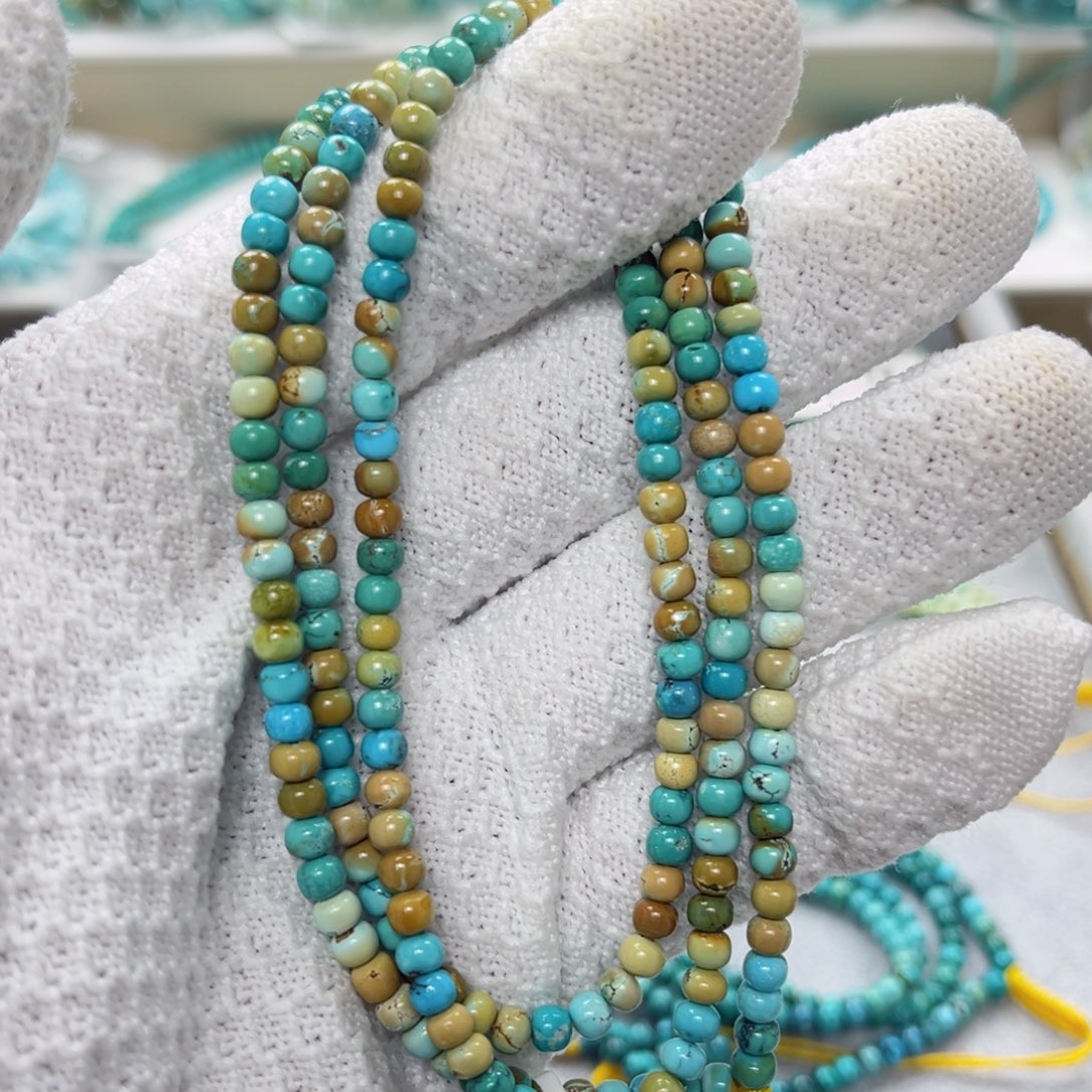 绿松石绿松石未镶嵌