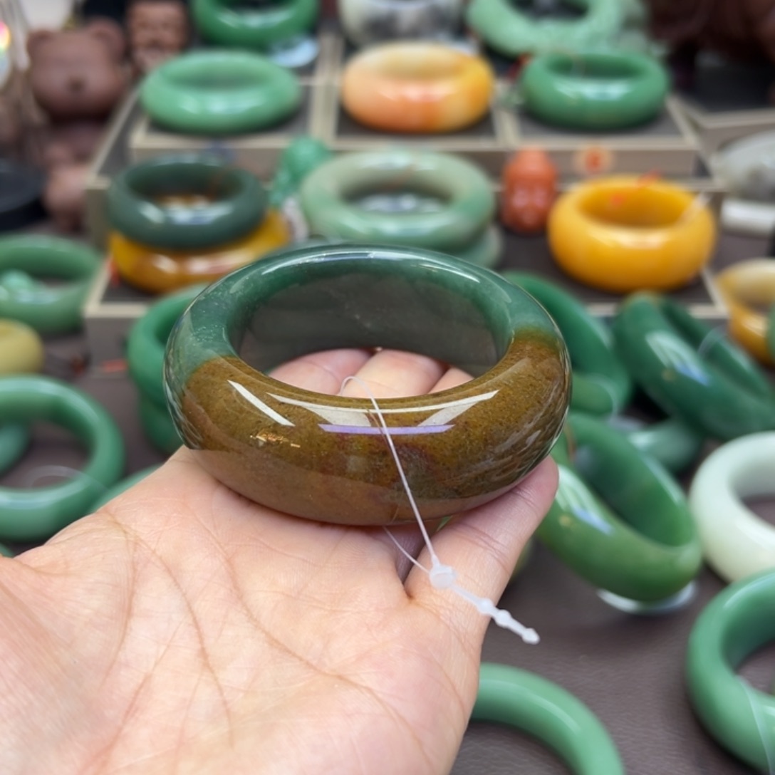 未镶嵌手镯石英岩玉小*