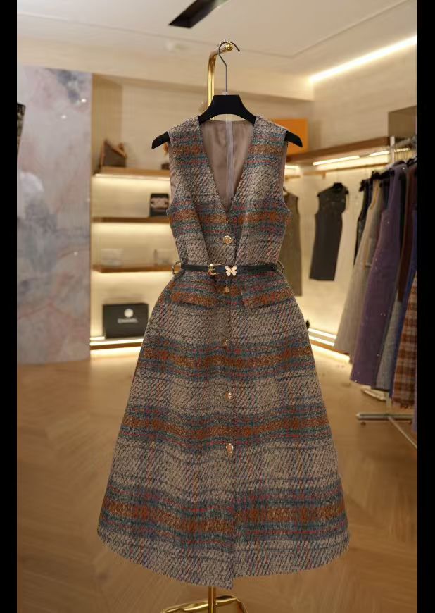 【零】轻奢气质连衣裙秋冬女装复古优雅背心高级打底A字裙YY6001