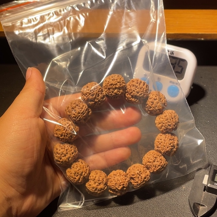 爺***們金刚菩提手串这个