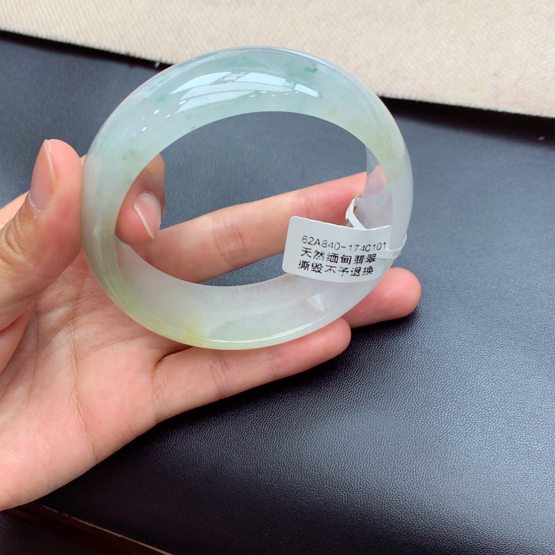 翡翠手镯未镶嵌缅甸翡翠手镯
