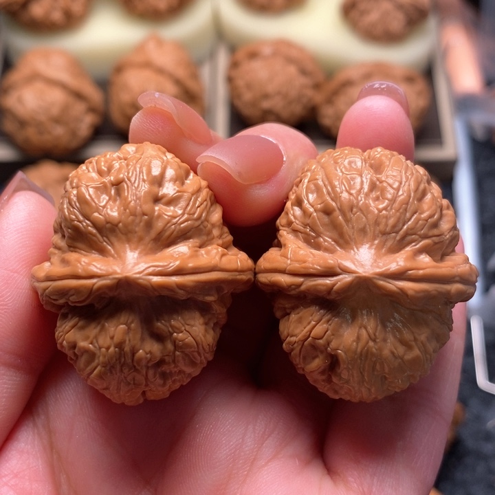 文玩核桃把件精品元宝37