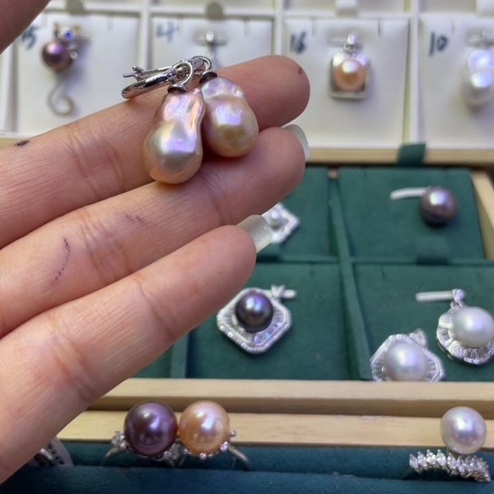 淡水珍珠耳饰合金