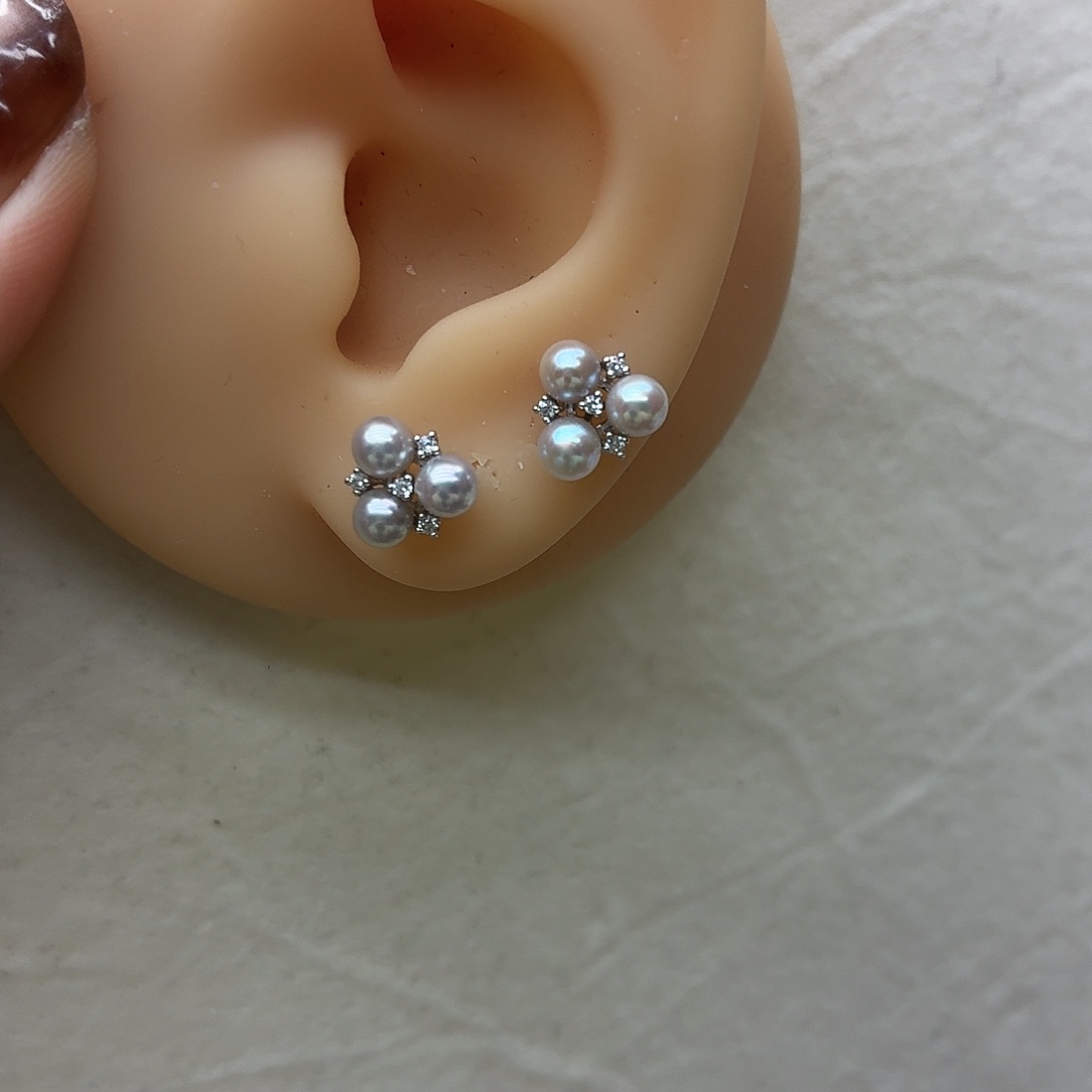 银珍珠耳钉设计款