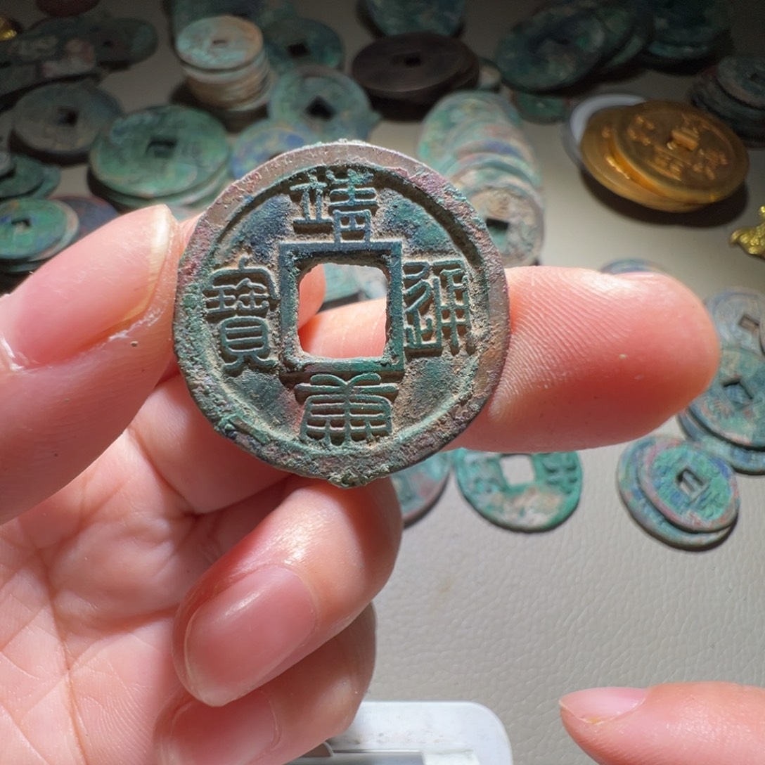 古***泉现代文创工艺品花钱