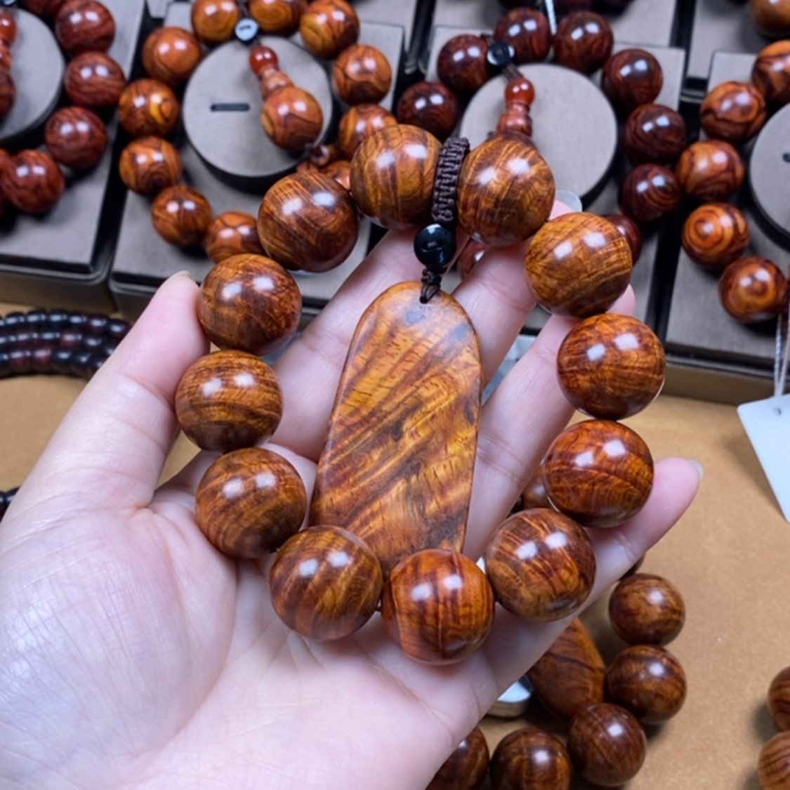 【闪购商品】黄花梨/降香黄檀手串/手链强**包