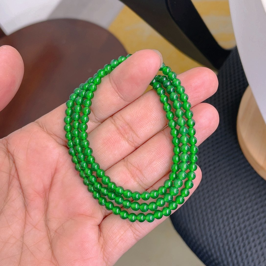 颈饰未镶嵌翡翠A货卡4