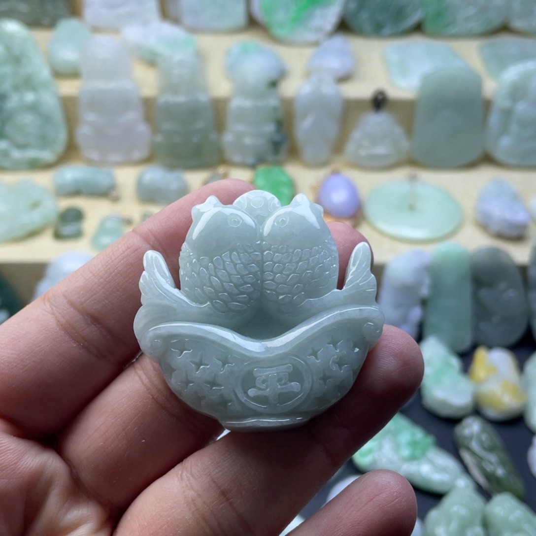 翡翠未镶嵌颈饰纯天然翡翠