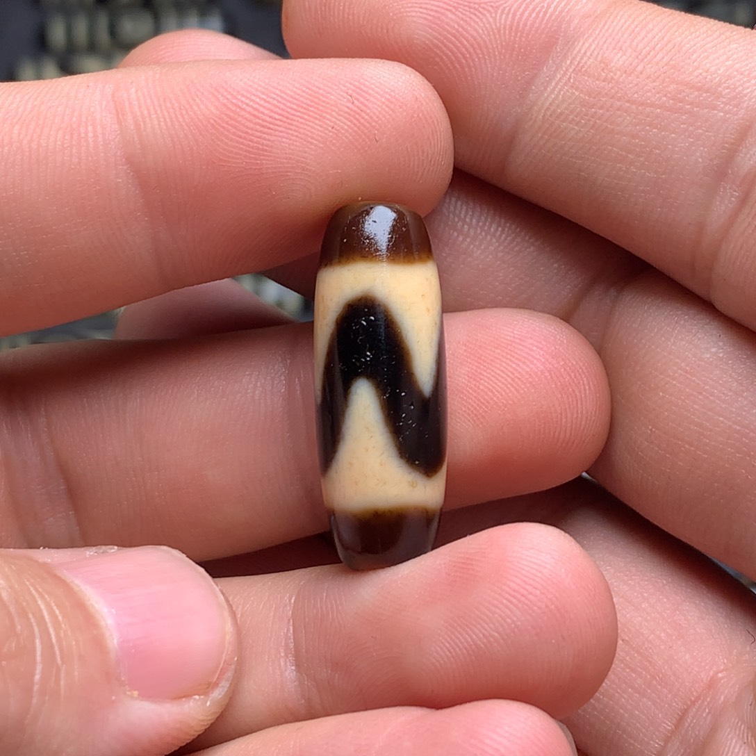 玛瑙/玉髓吊坠(赠链)未镶嵌流**影