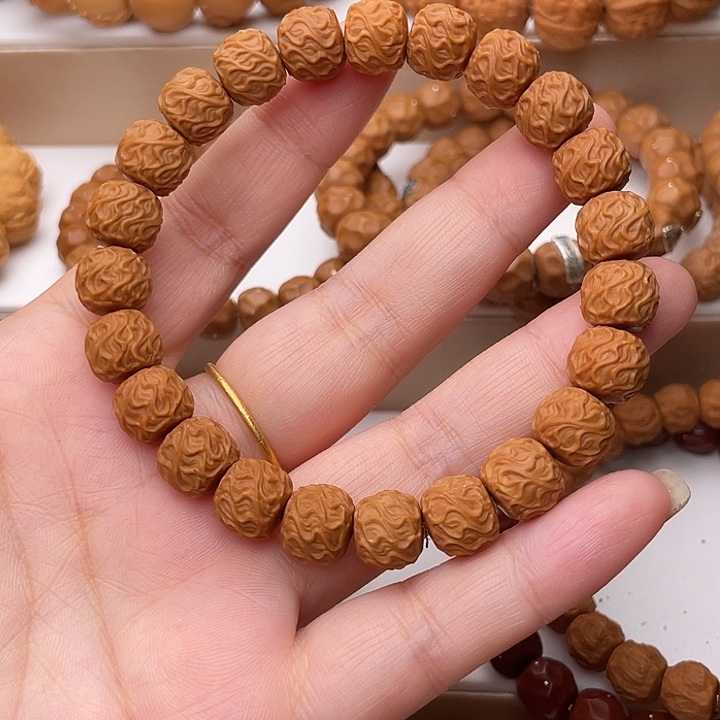 微瑕虎须10mm左右