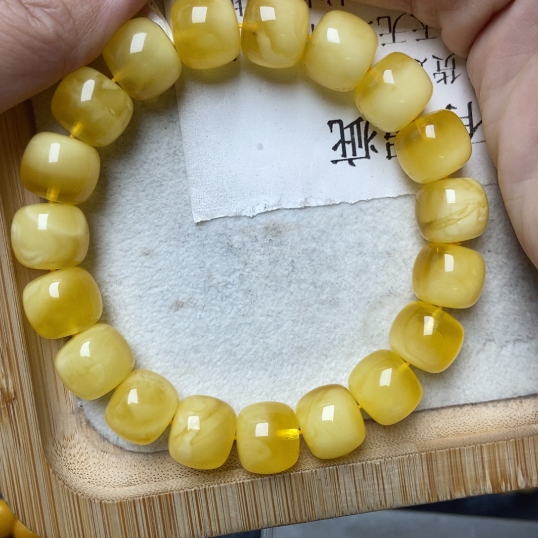 蜜蜡未镶嵌珠宝奇石29