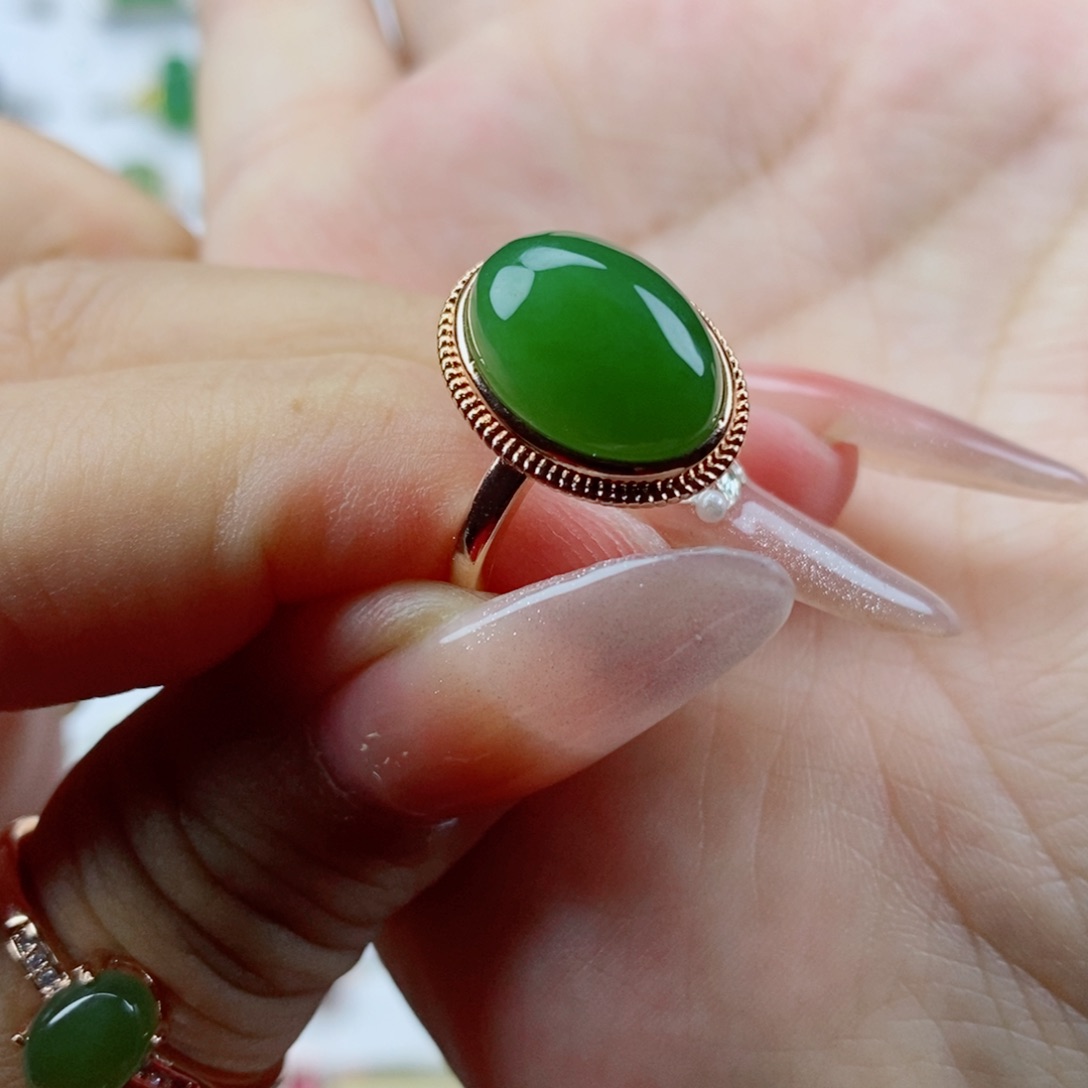 和田玉（碧玉）戒指未镶嵌