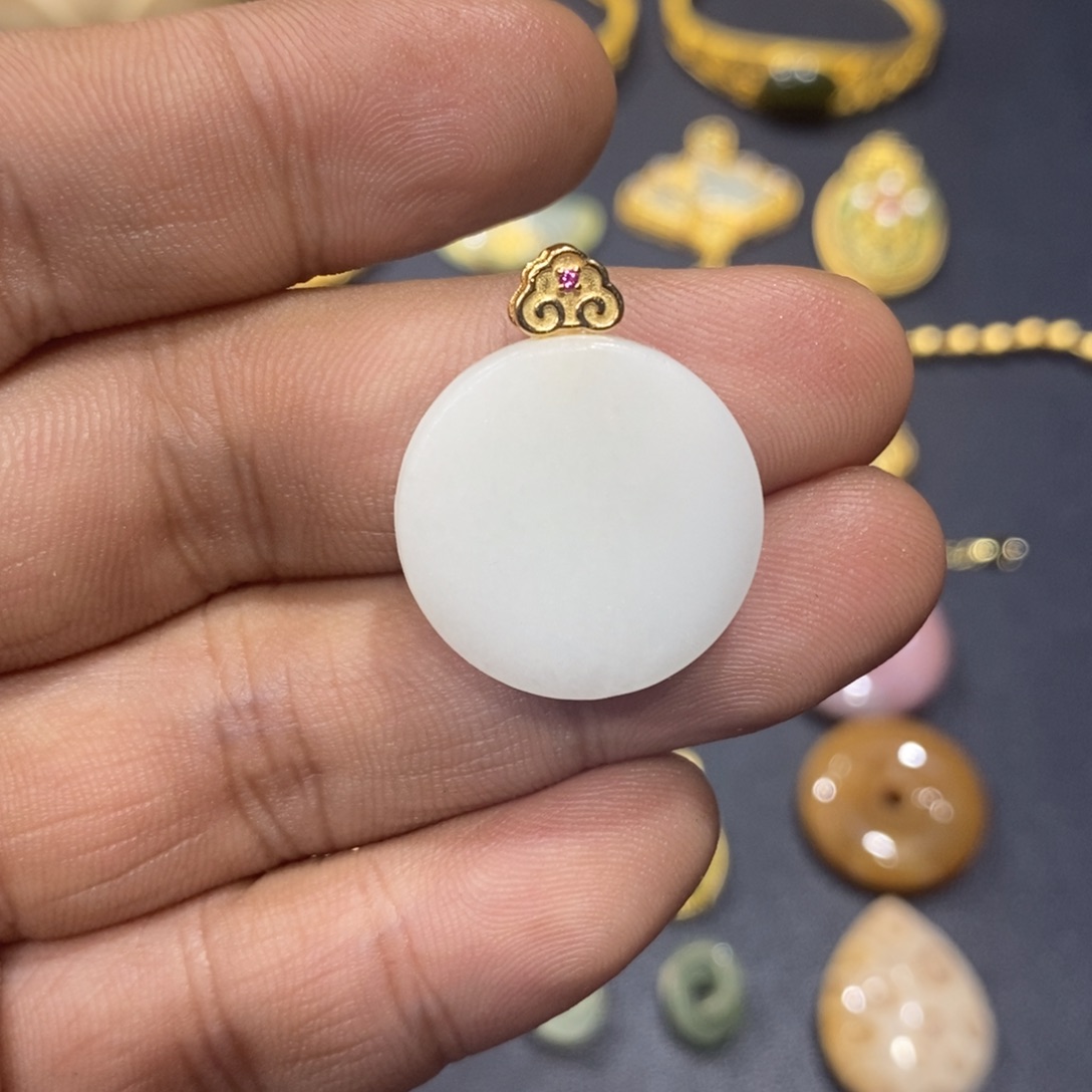 和田玉颈饰银S925镀金镶嵌