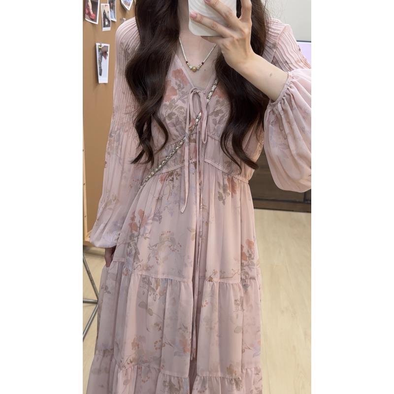 法式粉雾罗兰长袖碎花连衣裙女秋装高级感收腰显瘦长裙子