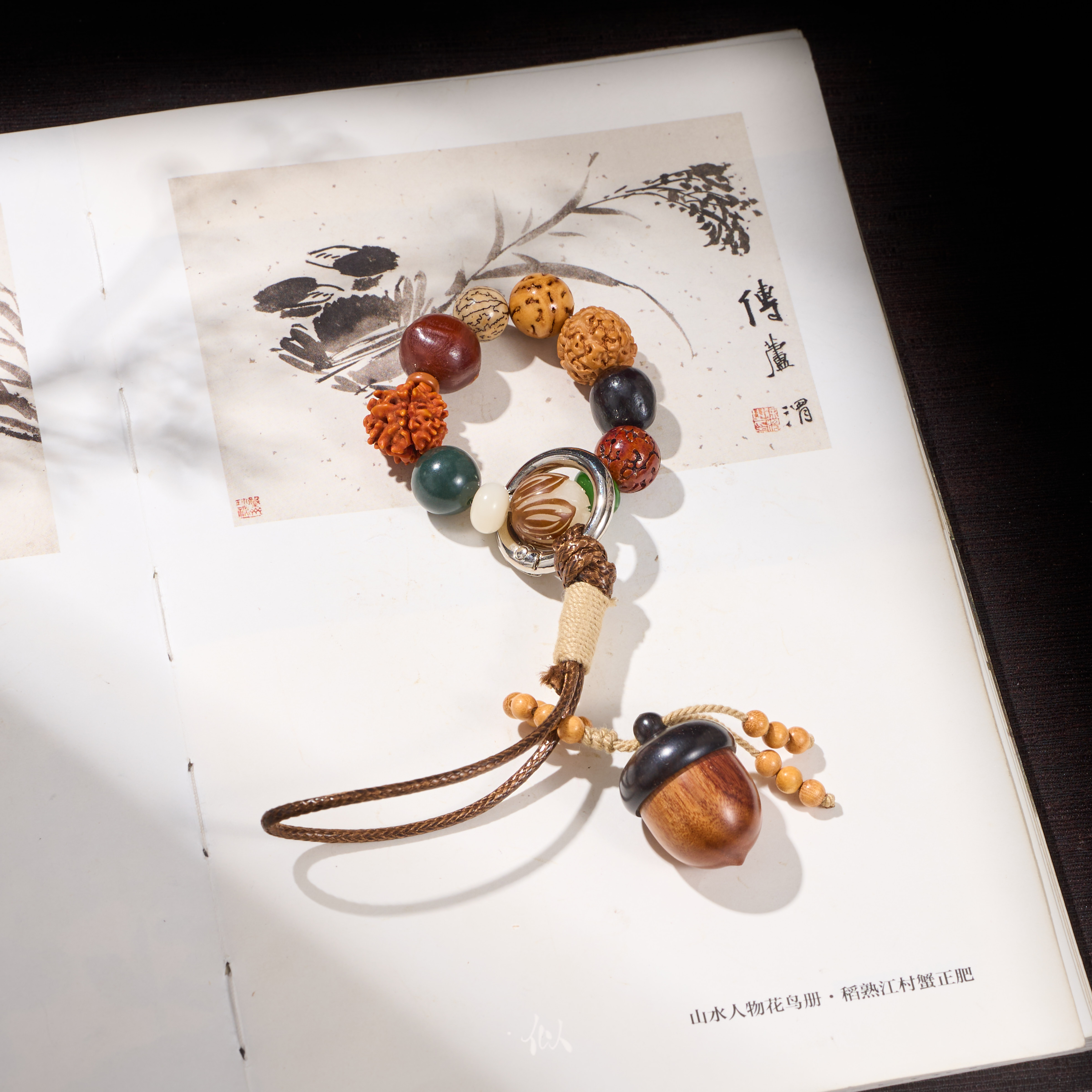 【松间照】· 似梓珠宝 · 菩提籽松果挂件  SZCC3250099