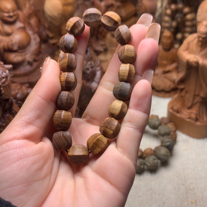 檀香木其他老山檀香手把件