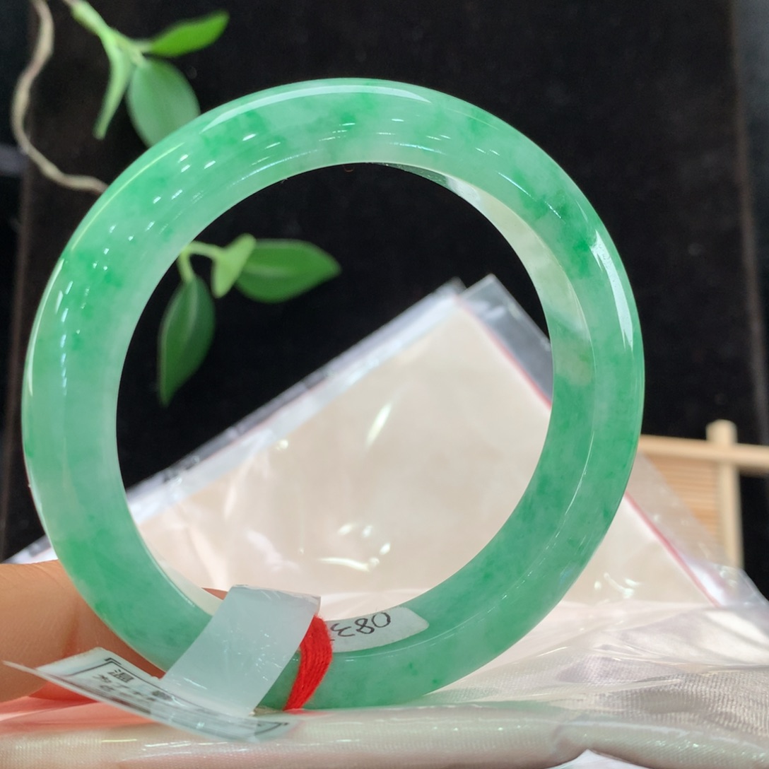 翡翠手镯未镶嵌111-0837