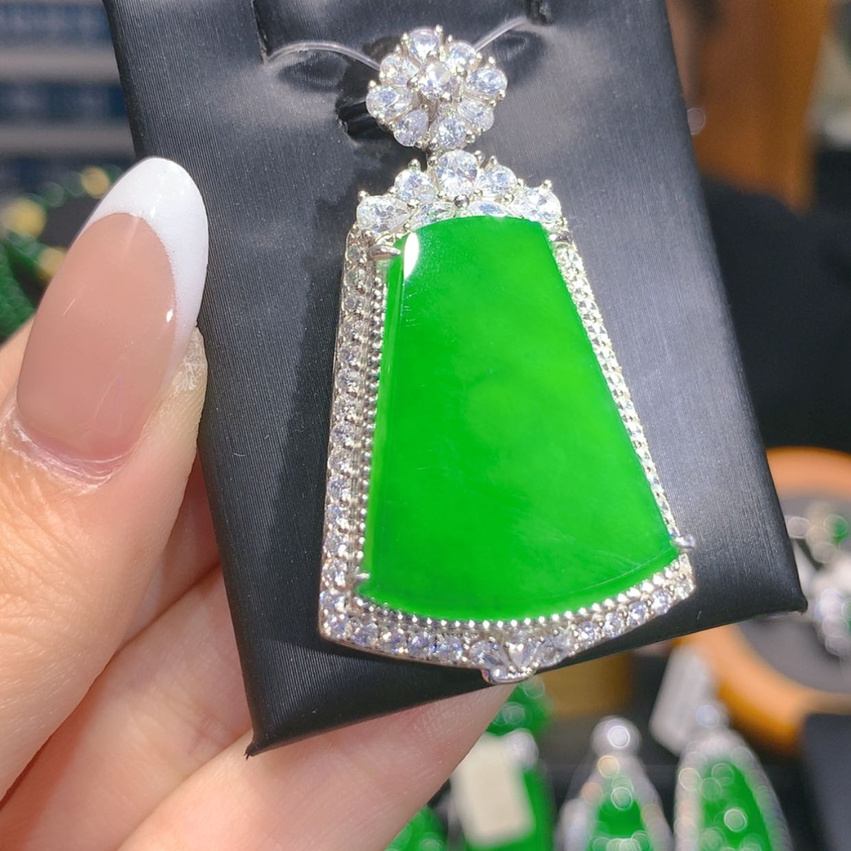 【闪购商品】翡翠银S925镶嵌颈饰4柒姐