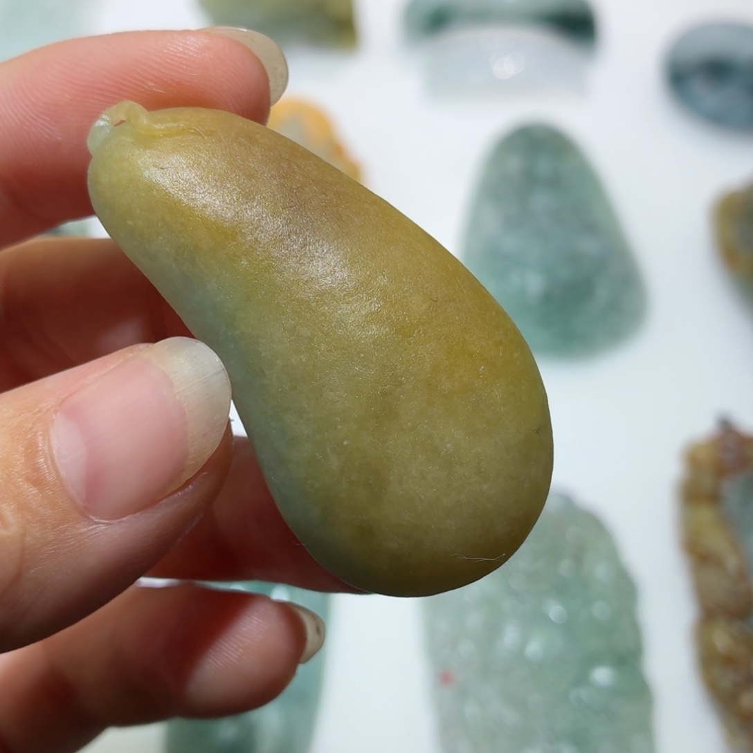 定制翡翠未镶嵌毛货