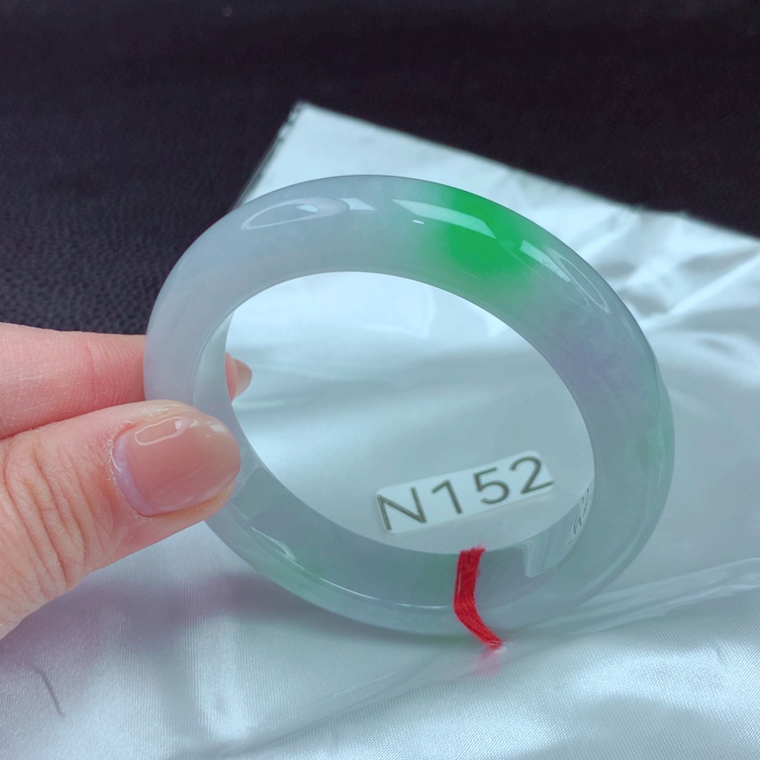 翡翠手镯未镶嵌手镯88