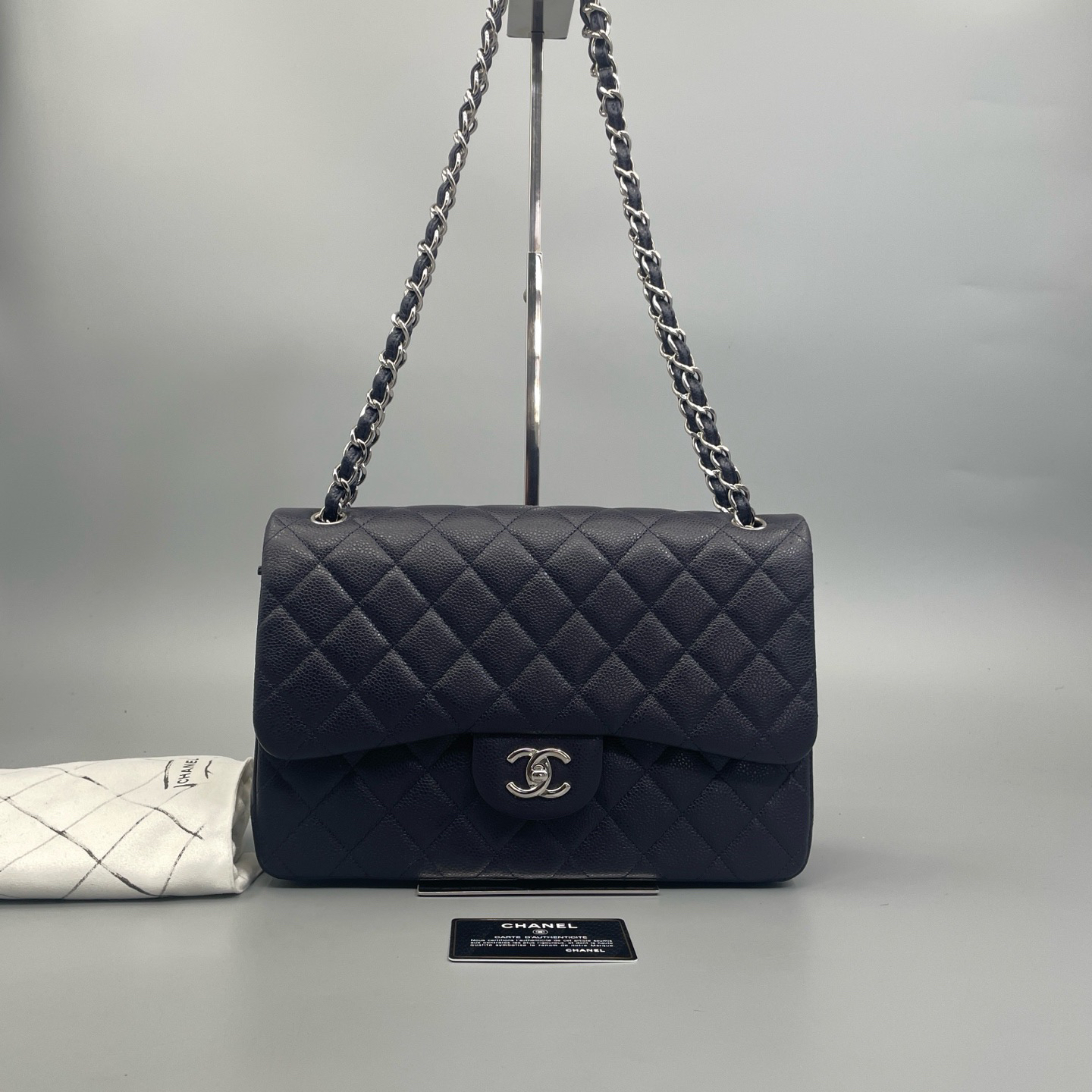 99新 Chanel/香奈儿 深蓝色菱格纹CF18开 尺寸30*20 A3846