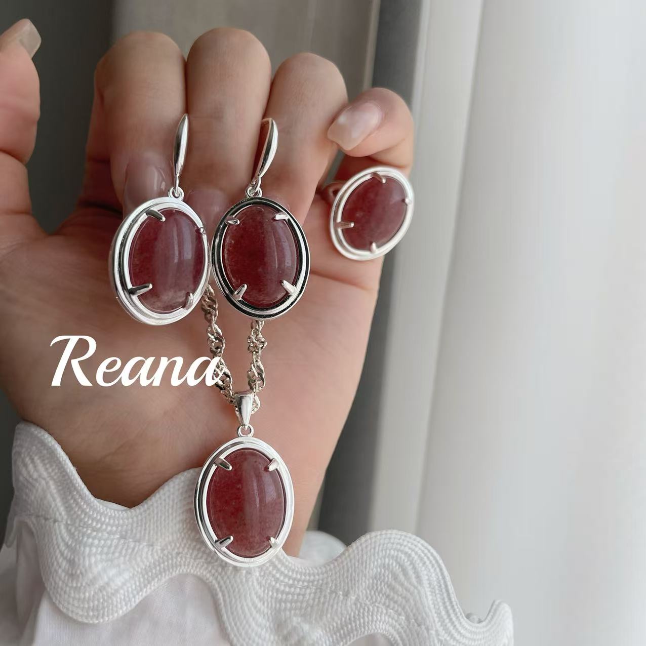 钛钢耳饰 大圆tasi冰玫瑰