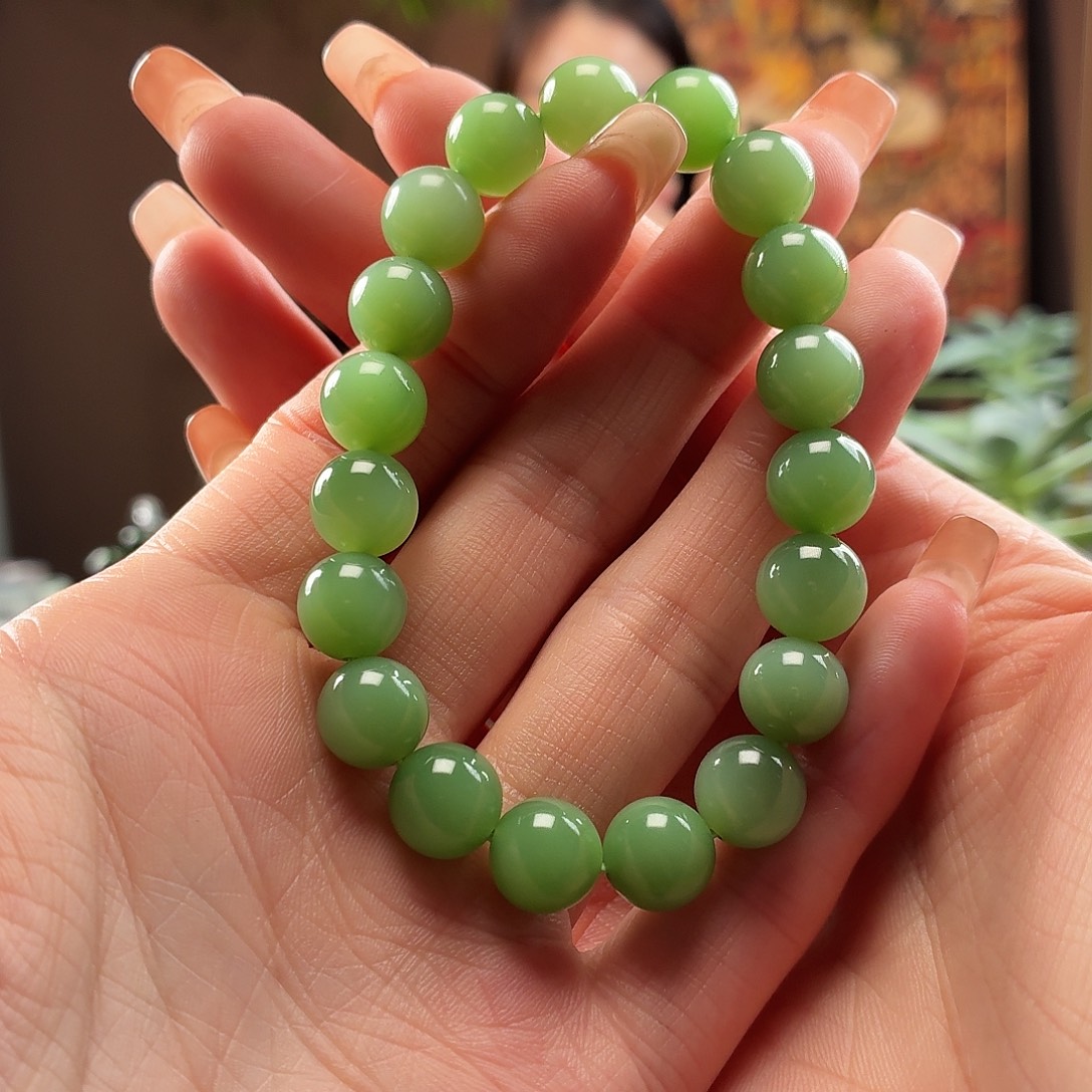 和田玉未镶嵌手串粉绿卡10圆珠