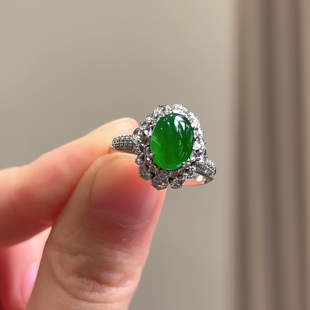 翡翠18K金镶嵌戒指13圈翡翠戒指多人不退不换