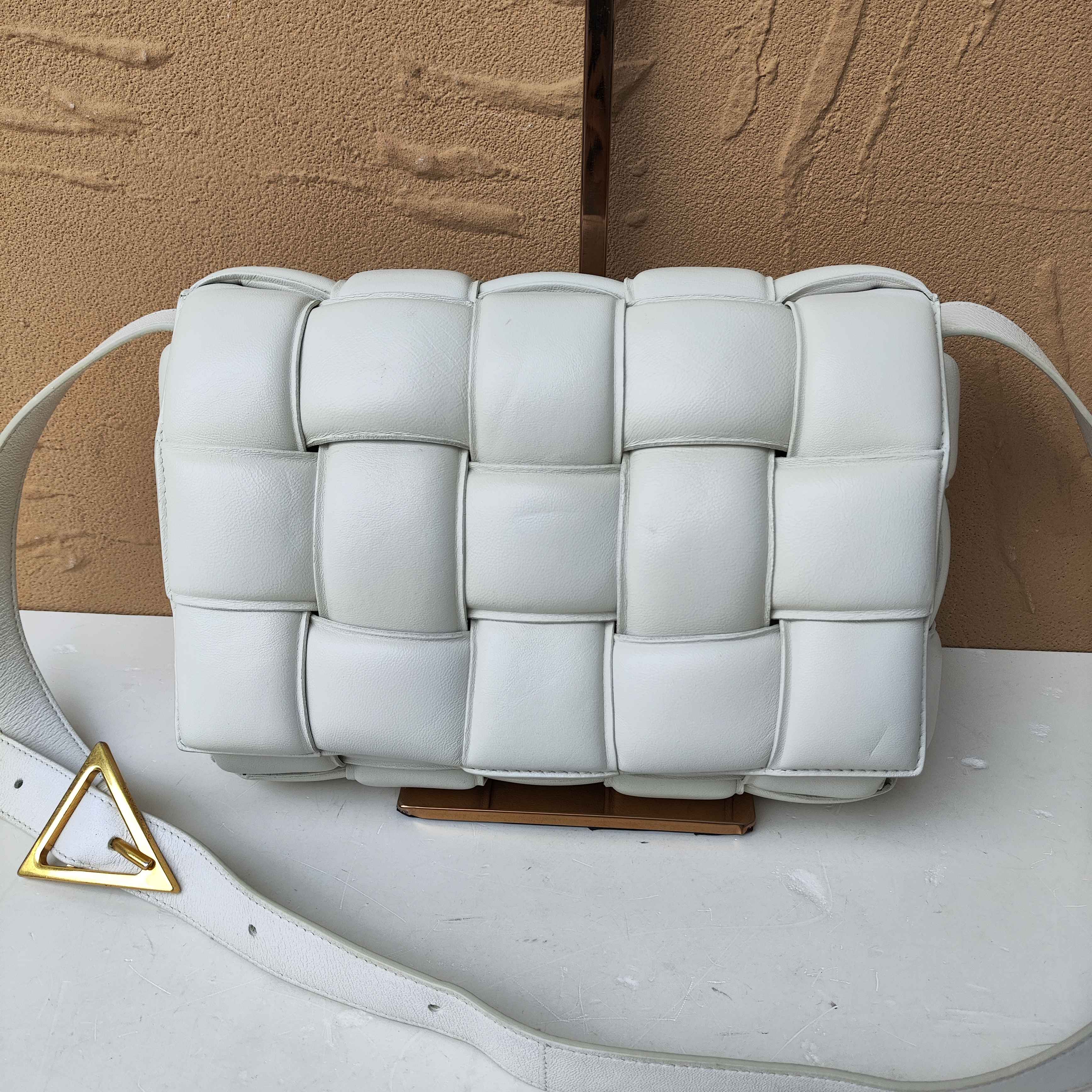 95新 BOTTEGA VENETA/葆蝶家 /KIKI/单肩包/18125986