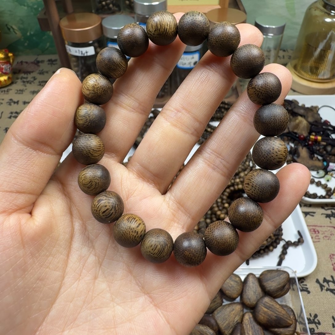 沉香碎屑沉香卡1.0。8克