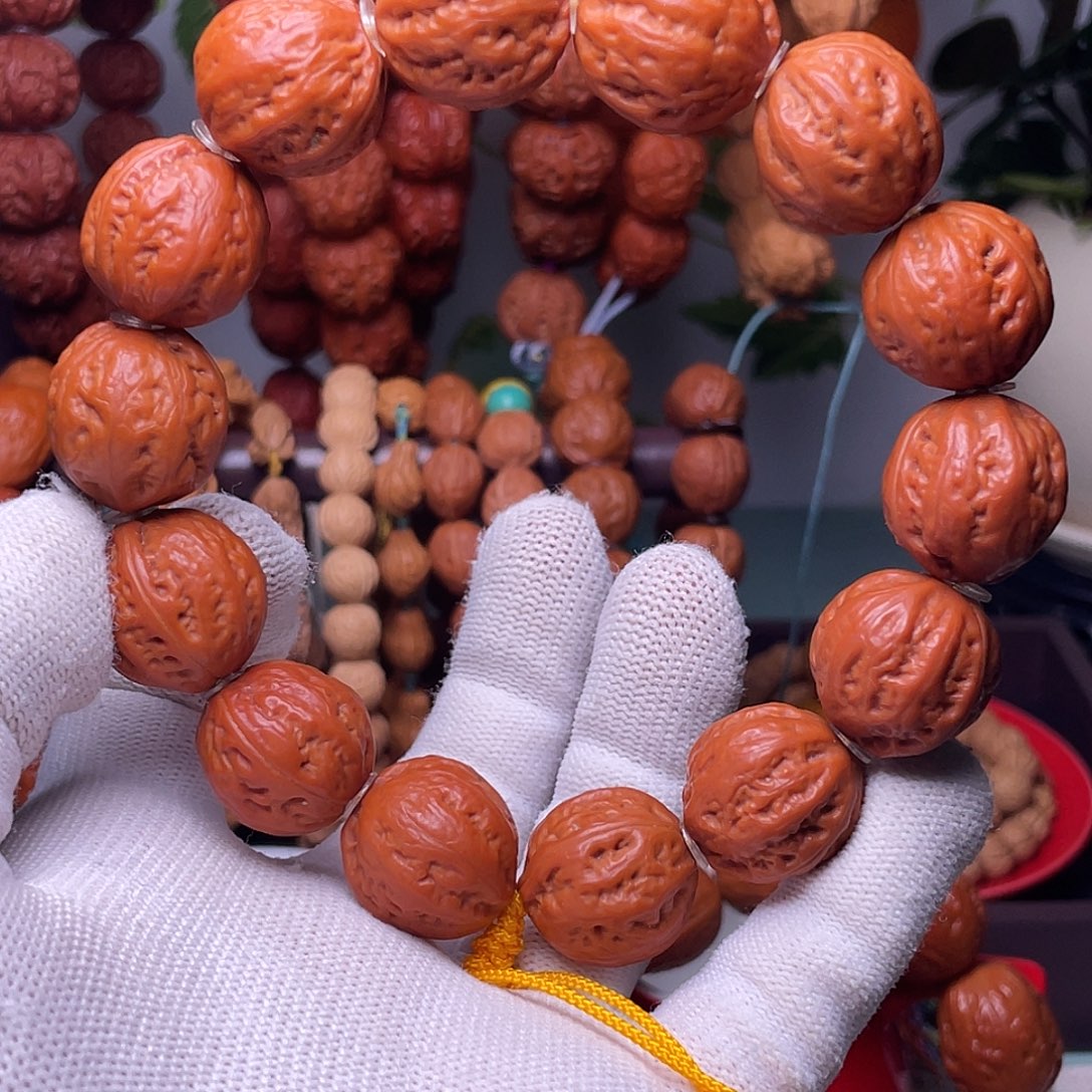 文玩核桃手串秋子