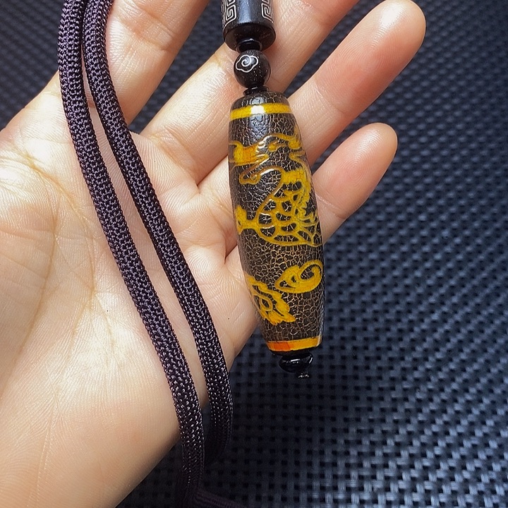 刘***玛瑙/玉髓手链未镶嵌