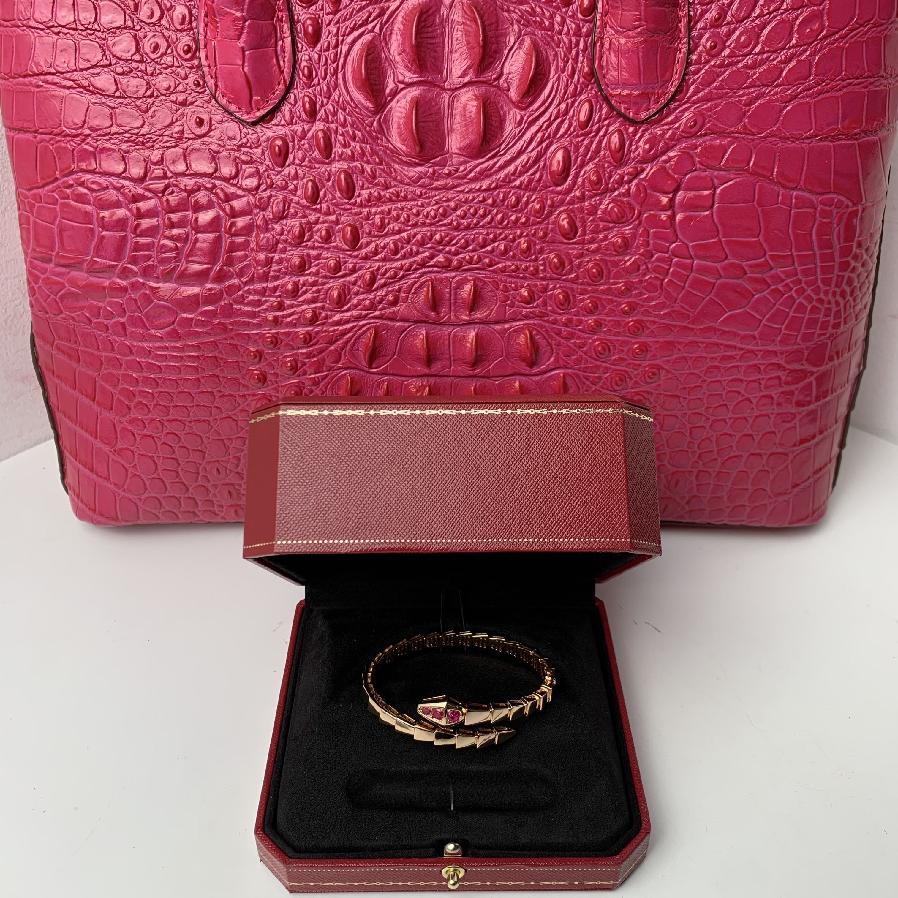 培育红宝石4226【LIANBANGH.K】精致高级气质手镯