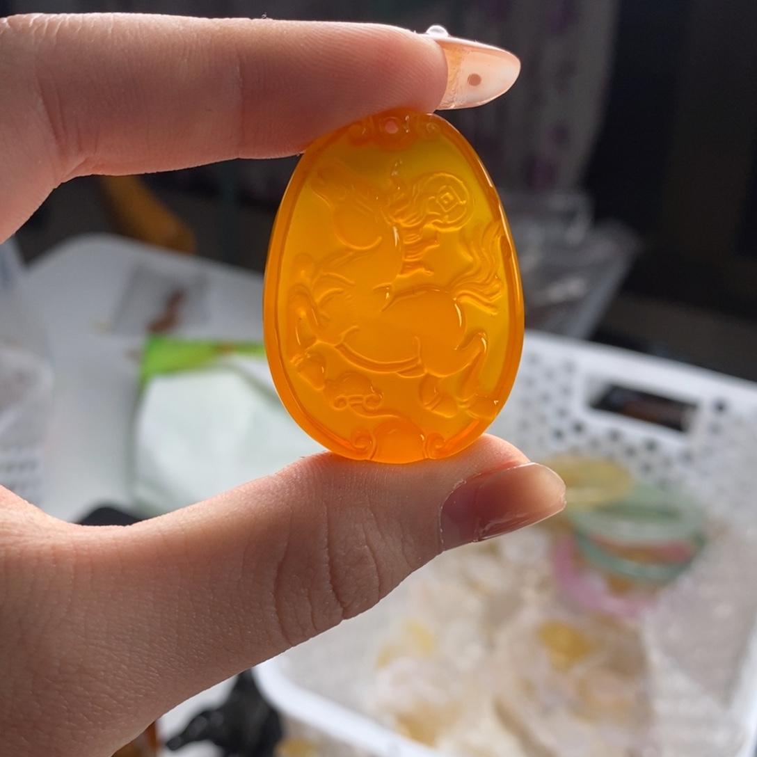 樊***嫣玛瑙/玉髓未镶嵌颈饰