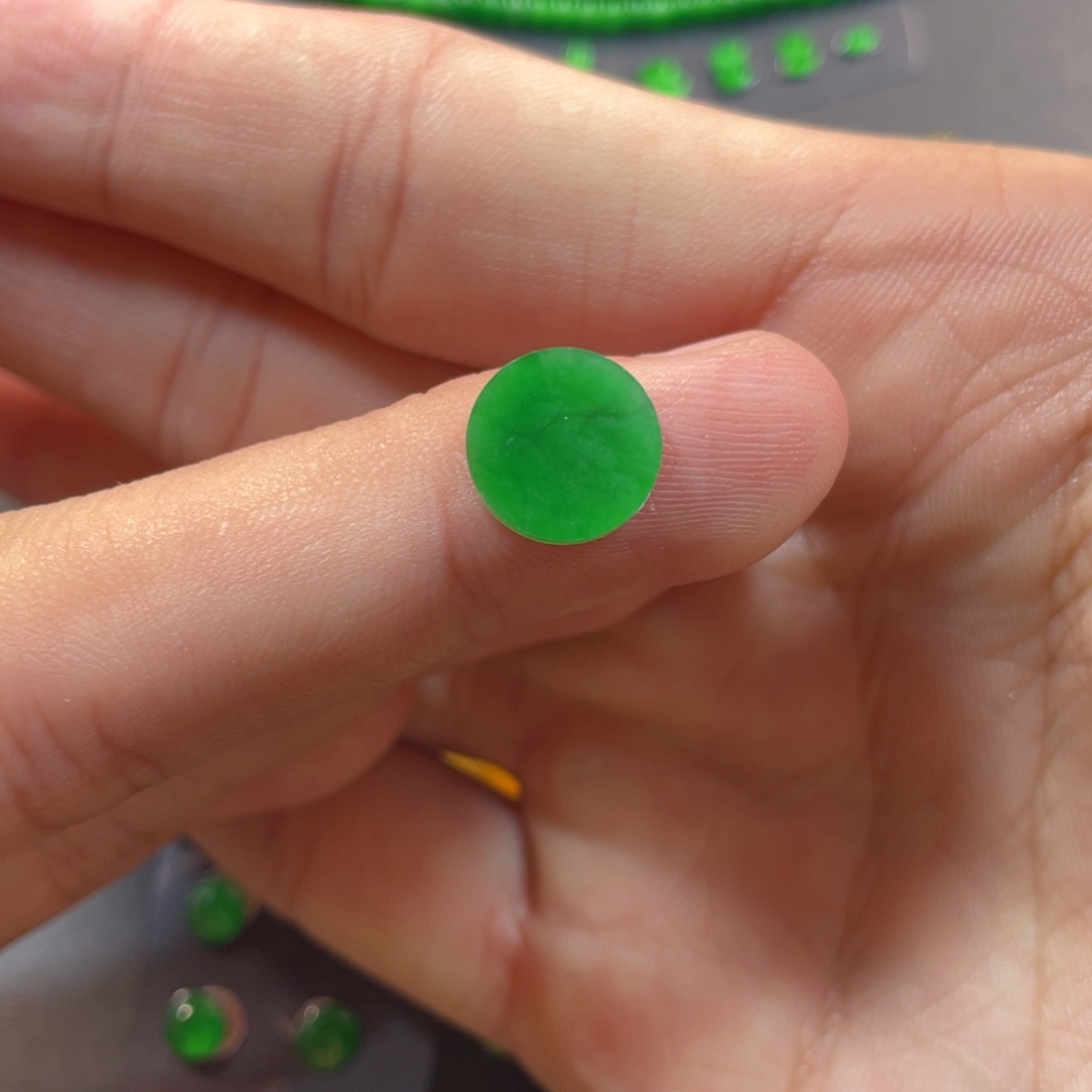 翡翠挂件未镶嵌翡翠珠宝翡翠珠宝