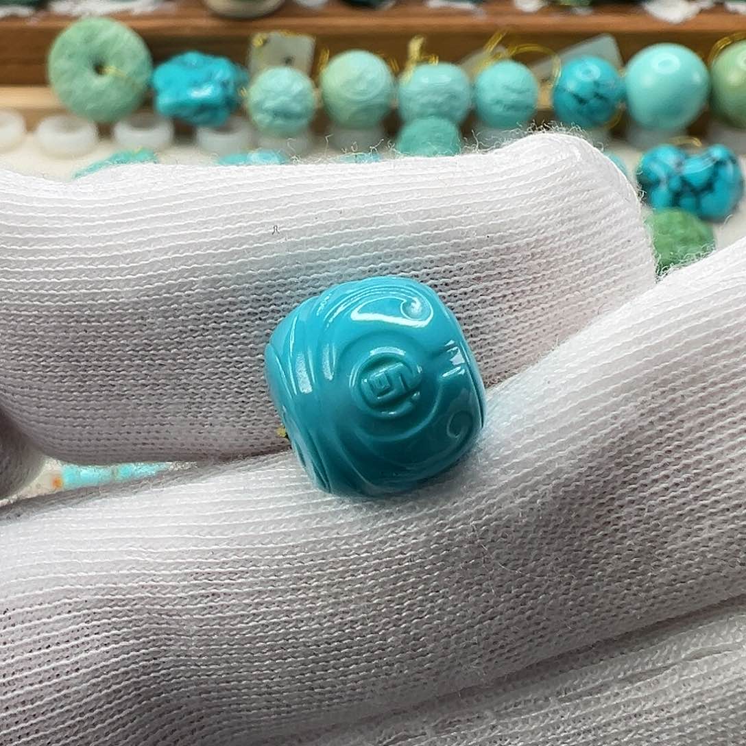 绿松石配饰未镶嵌