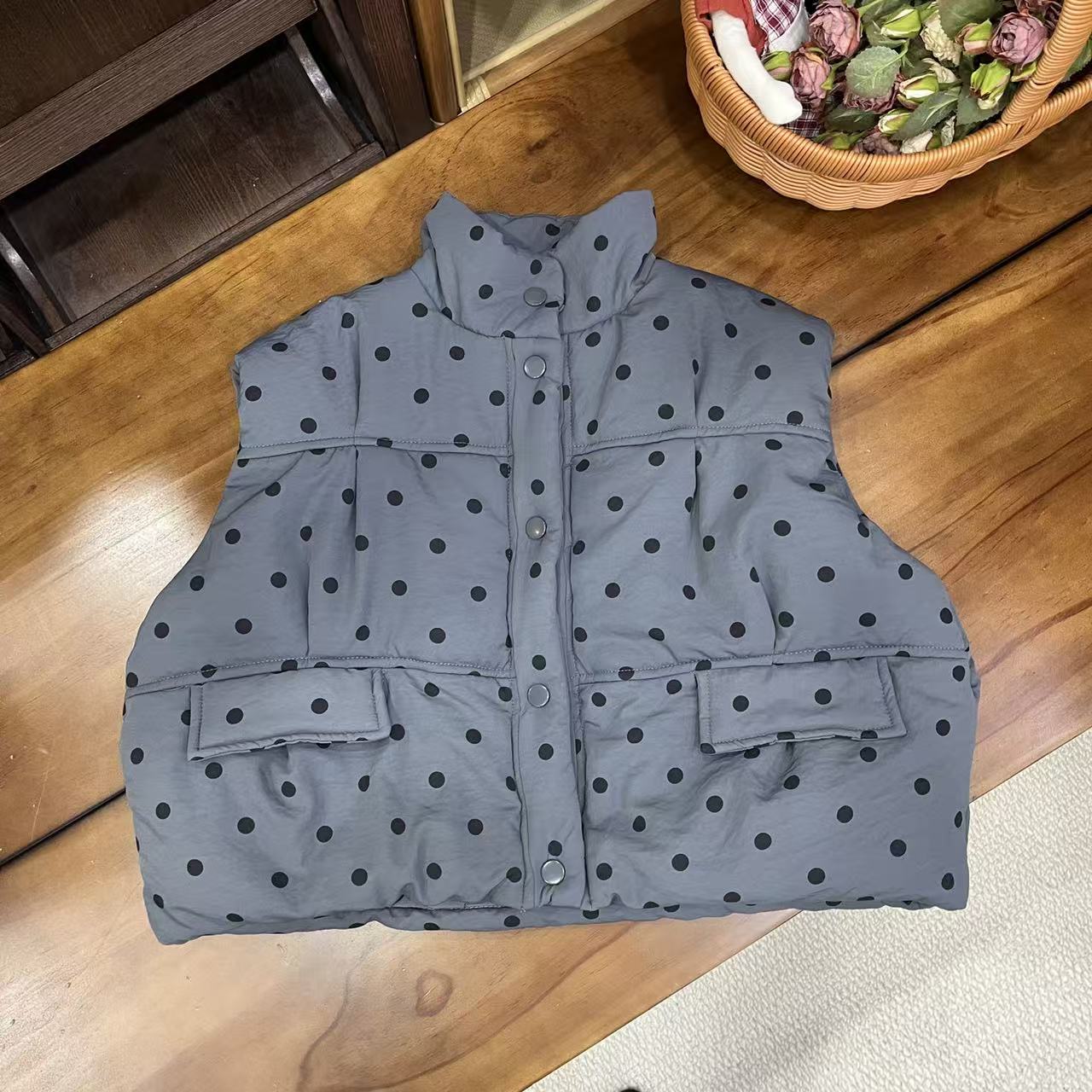 〖姐姐家〗2025冬款儿童波点棉马甲-6827 bt6753