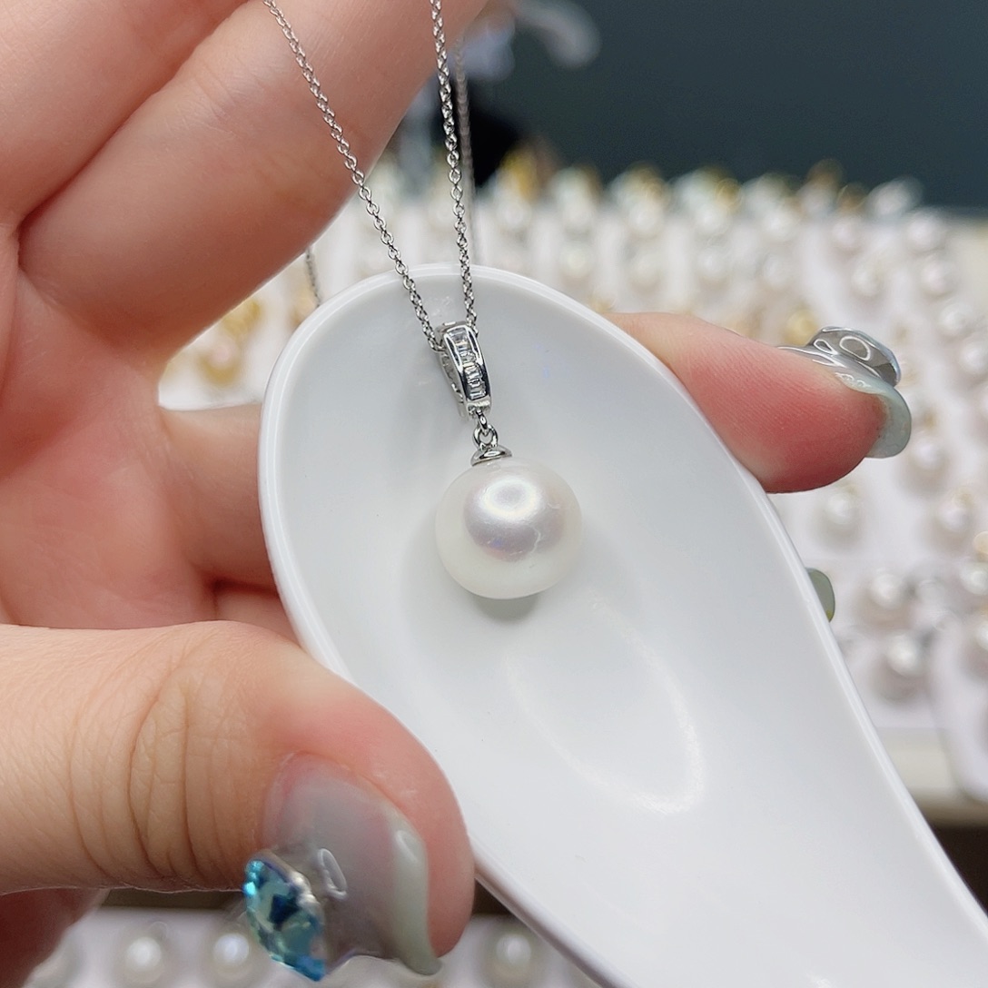 淡水珍珠合金吊坠(赠链)