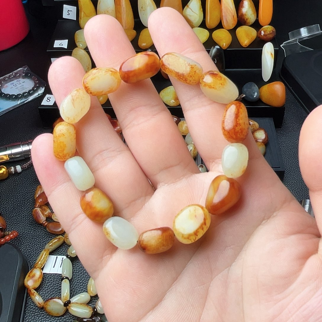 和田玉吊坠(赠链)未镶嵌小****3