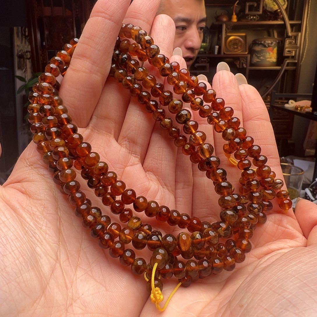 琥珀未镶嵌裸石抚顺琥珀20634六多样性发其一