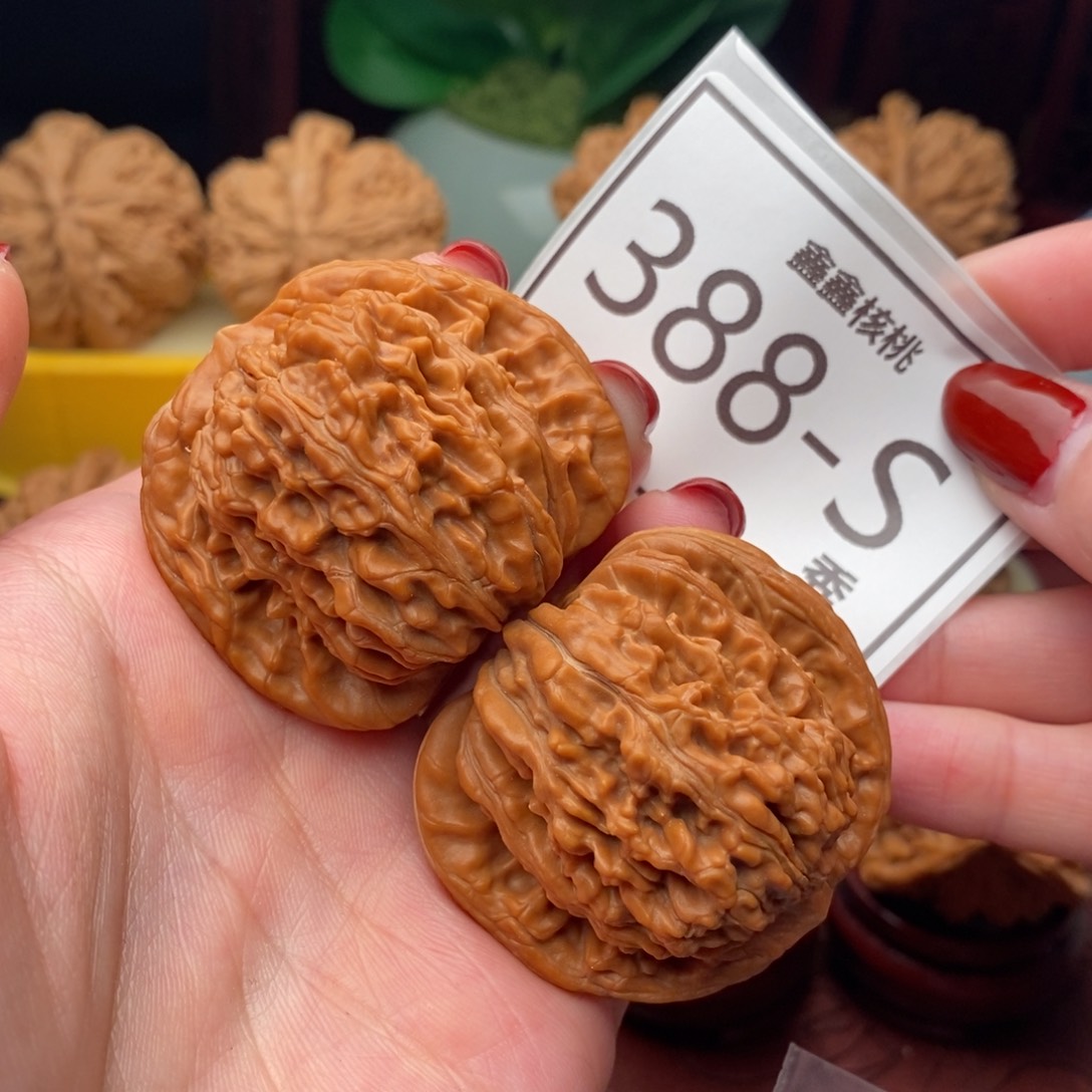 文玩核桃把件汉高楼44