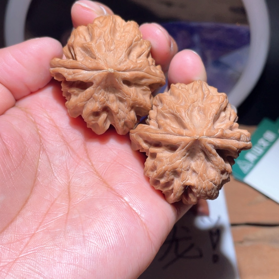 把件核桃S010。41尺。  大龙