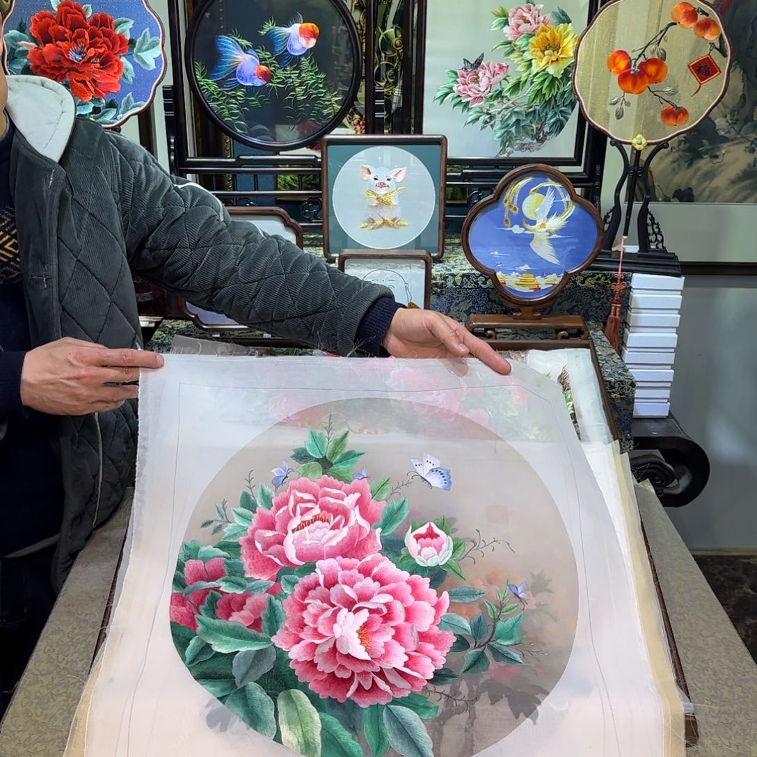 刺绣刺绣工艺精湛